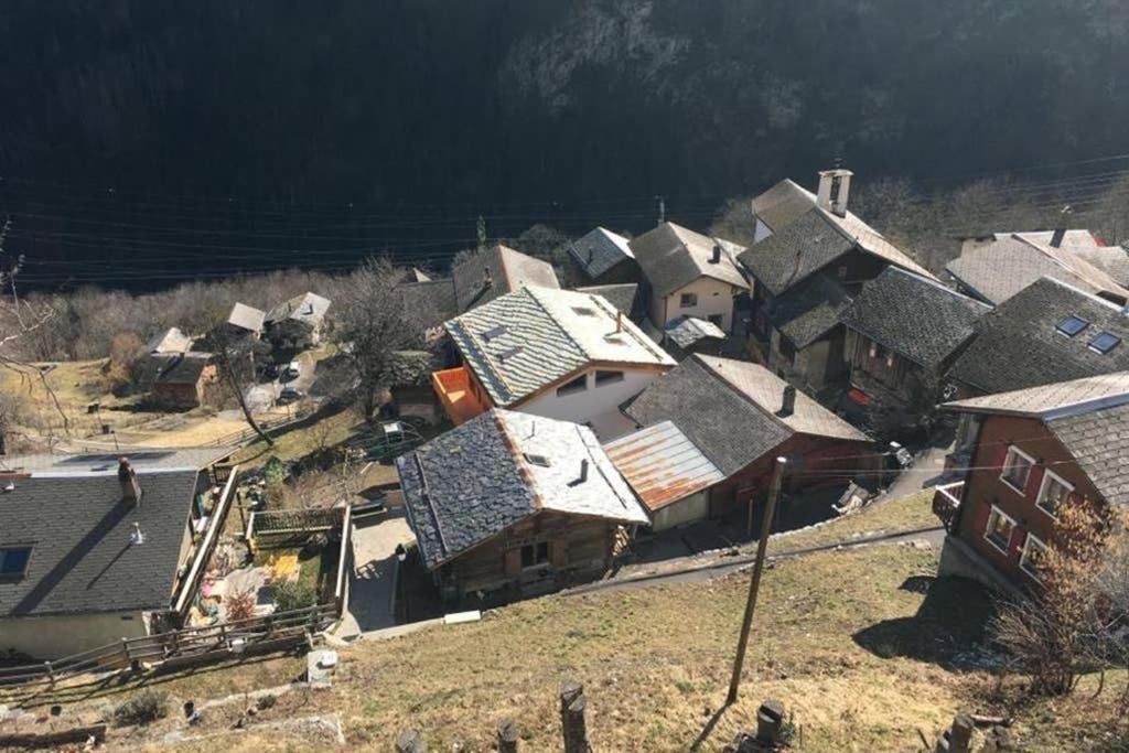 La Cabane De L'Homme Tranquille Le Tretien Екстериор снимка