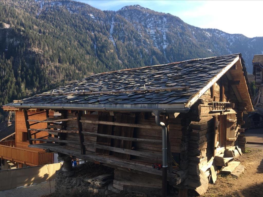 La Cabane De L'Homme Tranquille Le Tretien Екстериор снимка